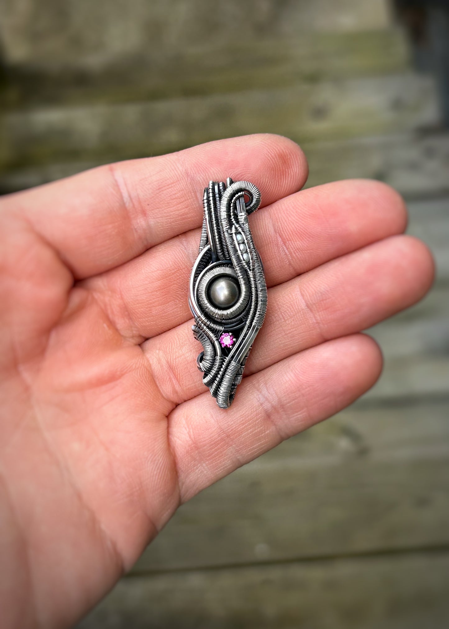 Pearl Pendant // Slender Bender // Rhodolite Magenta Garnet // Oxidized/Polished Silver // Tahitian Black Pearl // Festival Jewelry // Wire