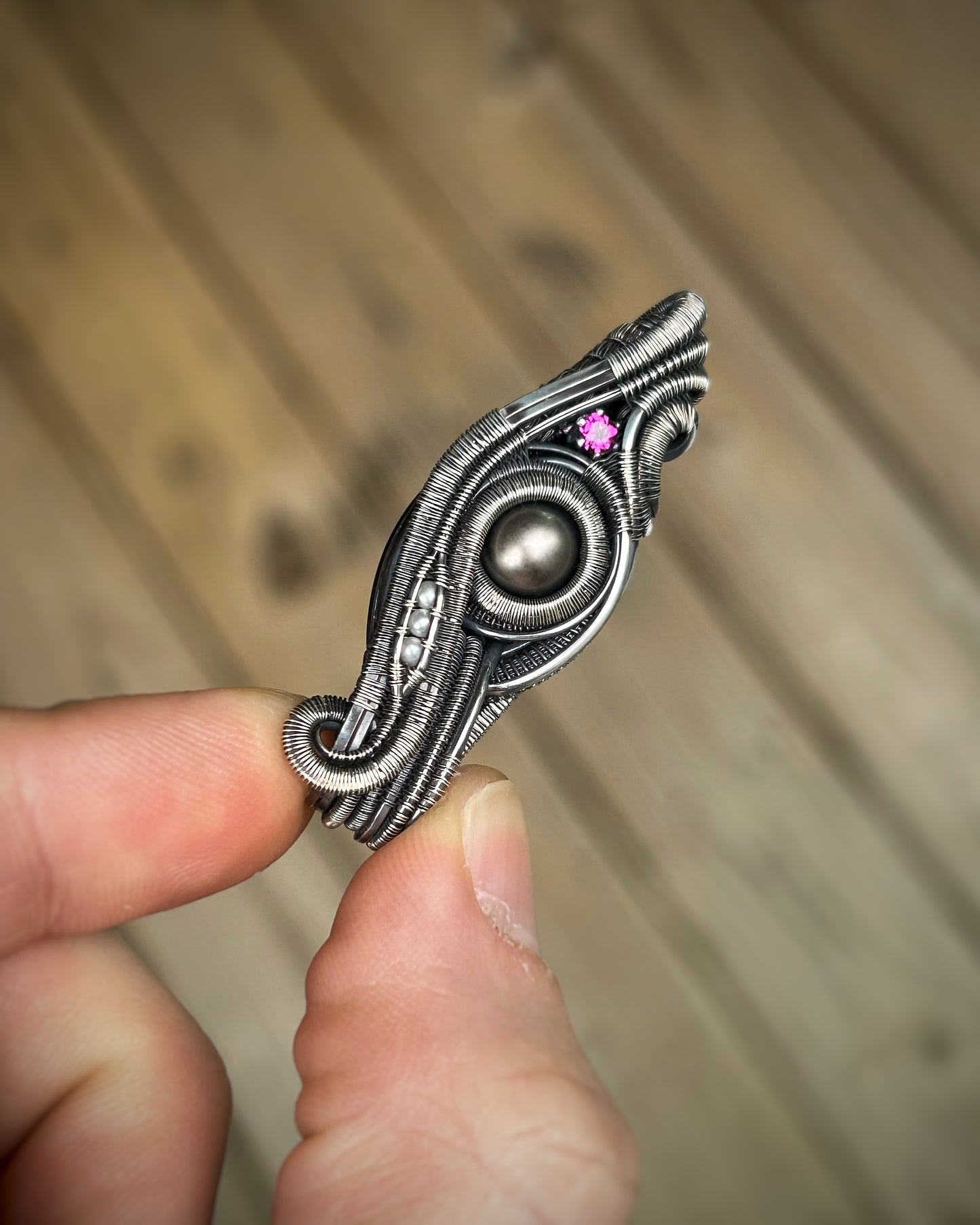 Pearl Pendant // Slender Bender // Rhodolite Magenta Garnet // Oxidized/Polished Silver // Tahitian Black Pearl // Festival Jewelry // Wire