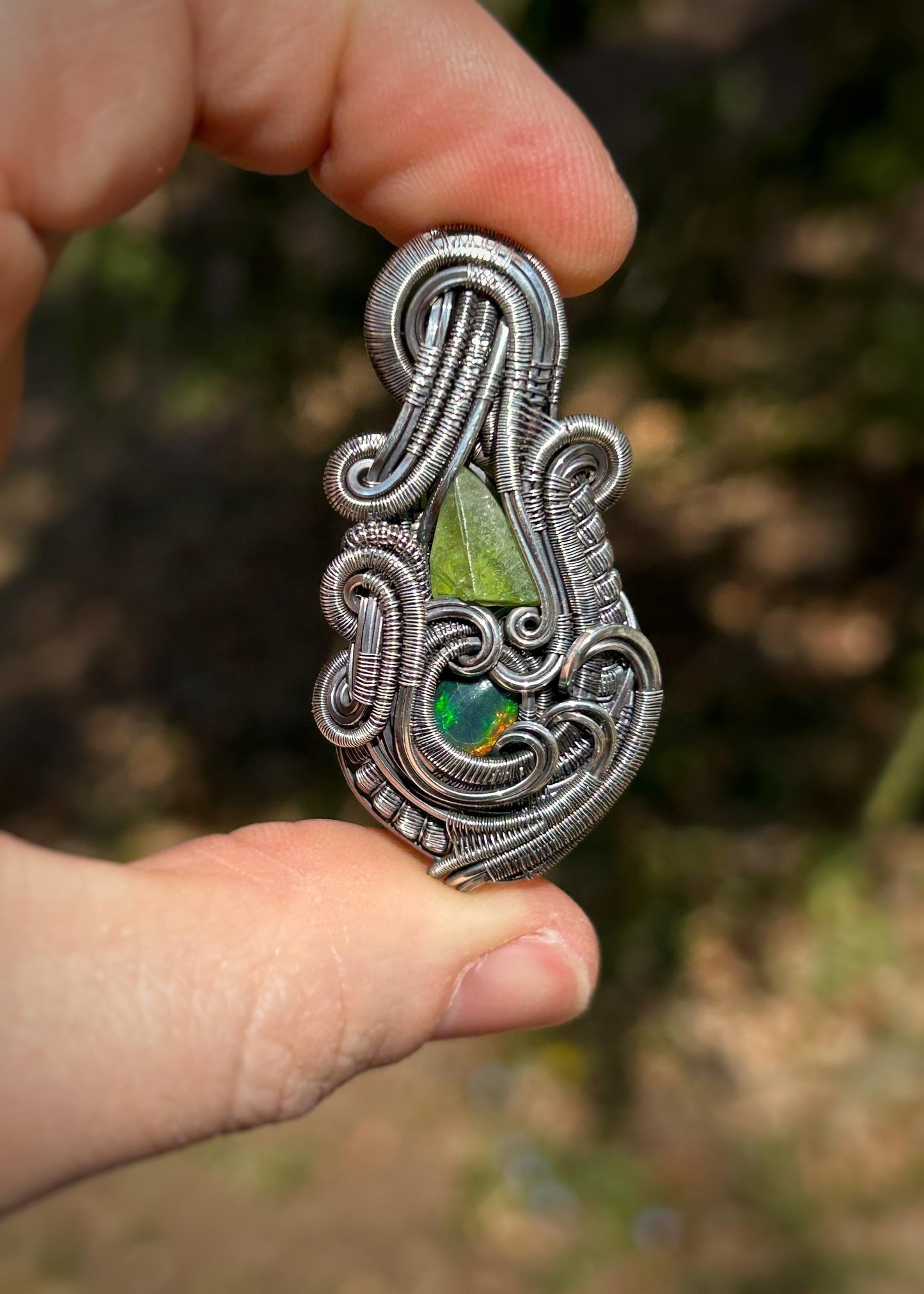 Green Opal Jammer // Peridot Crystal // Organic Wire Flow // Wire Wrap // Oxidized Silver // Pendant // Festival Jewelry // Handmade Art