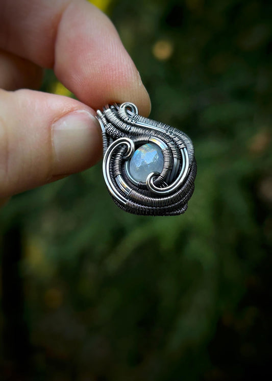 Moonstone Mini // Wire Wrap // Oxidized Sterling Silver // Festival Jewelry // Rainbow Moonstone // Handmade Jewelry // Sexy Pendant