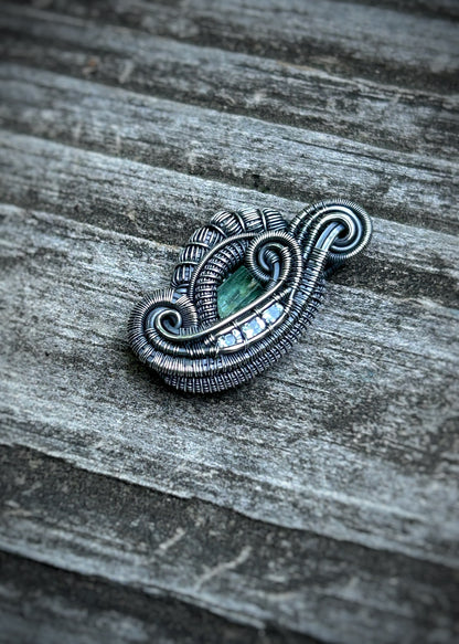 Beryl Mini Pendant // African Emerald // Aquamarine // Oxidized Sterling Silver // Festival Jewelry // One of a Kind // Handmade // Petite