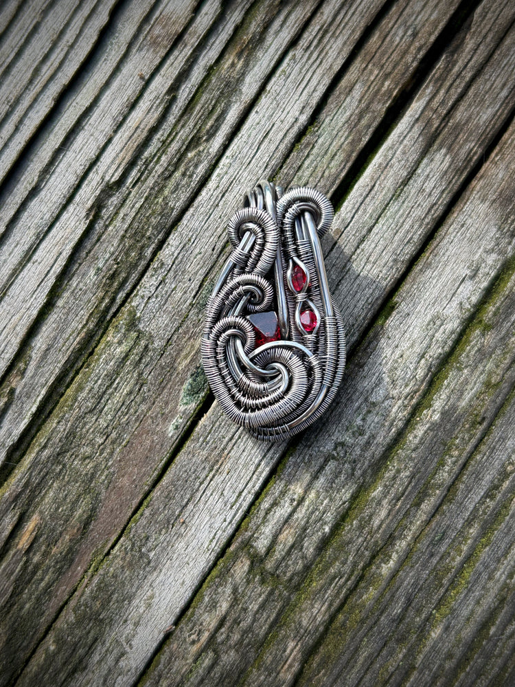 Mini Spinel Pendant // Red Gems // Wire Wrap // Festival Jewelry // Oxidized Silver // Handmade Wire Art // Small Jewelry // Wire Flow