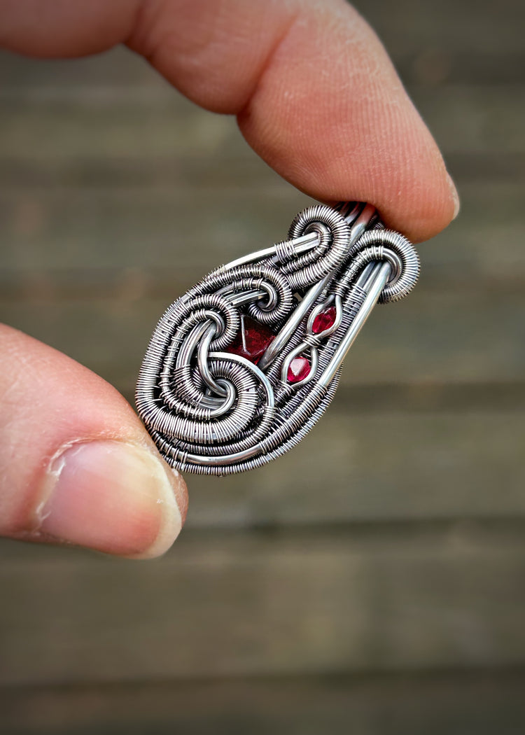 Mini Spinel Pendant // Red Gems // Wire Wrap // Festival Jewelry // Oxidized Silver // Handmade Wire Art // Small Jewelry // Wire Flow