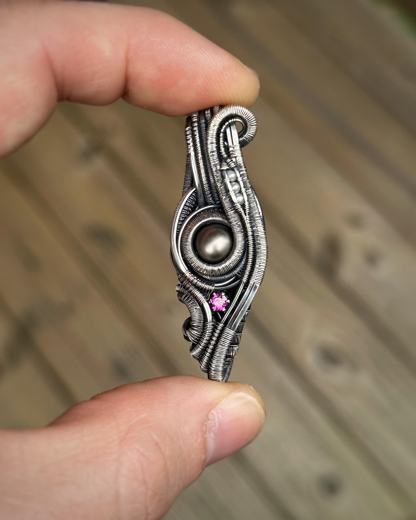 Pearl Pendant // Slender Bender // Rhodolite Magenta Garnet // Oxidized/Polished Silver // Tahitian Black Pearl // Festival Jewelry // Wire