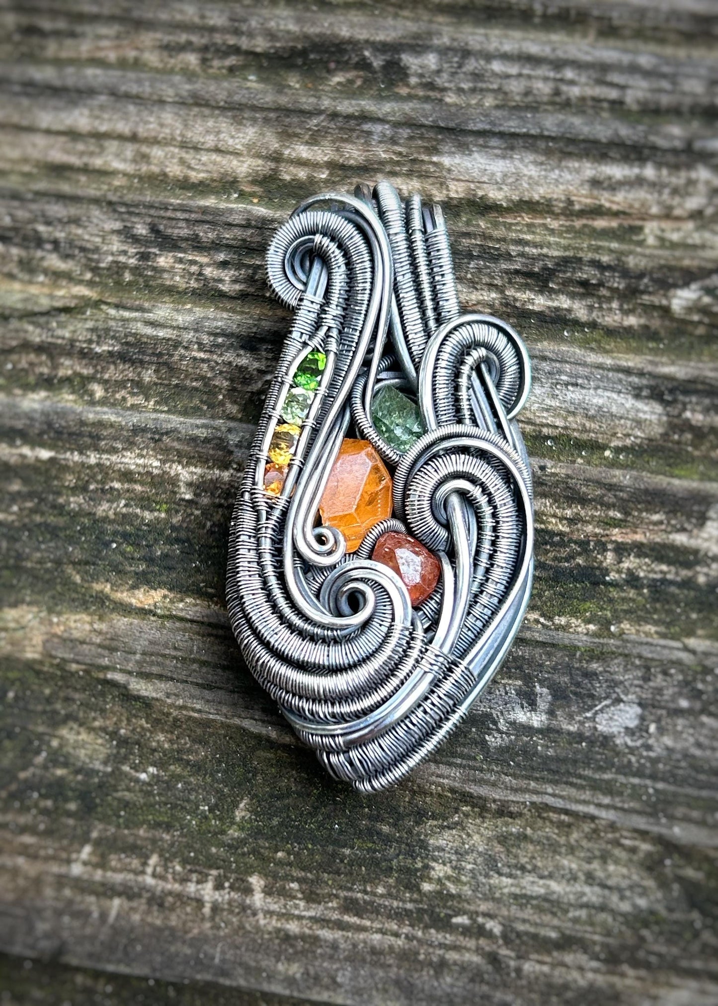 Autumnal Jammer Pendant // Garnet Crystals // Color Gradient // Festival Jewelry // Oxidized Silver Wire Wrap // Handmade Wire Art // Sexy