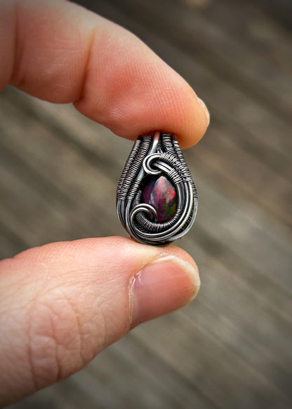 Petite Opal Mini // Ethiopian Welo Opal // Oxidized Sterling Silver // Festival Jewelry // Wire Wrapped Pendant // One of a Kind // Sexy