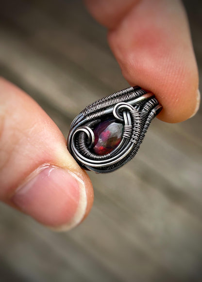 Petite Opal Mini // Ethiopian Welo Opal // Oxidized Sterling Silver // Festival Jewelry // Wire Wrapped Pendant // One of a Kind // Sexy