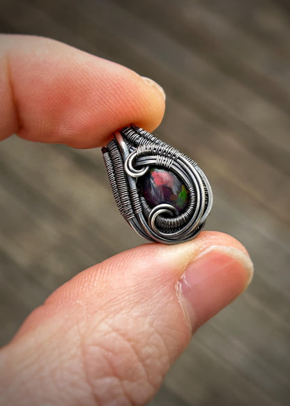 Petite Opal Mini // Ethiopian Welo Opal // Oxidized Sterling Silver // Festival Jewelry // Wire Wrapped Pendant // One of a Kind // Sexy