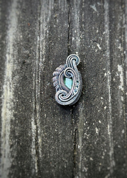 Beryl Mini Pendant // African Emerald // Aquamarine // Oxidized Sterling Silver // Festival Jewelry // One of a Kind // Handmade // Petite