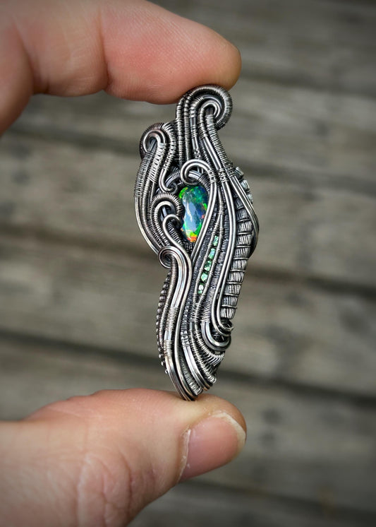 Epic Opal // Ethiopian Opal // Welo // Tsavorite Garnets // Oxidized Sterling Silver // Festival Jewelry // Handmade // Fire Opal // Flash