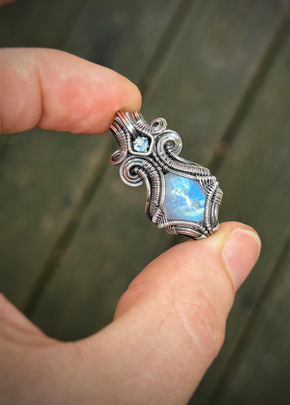Rainbow Moonstone // Blue Topaz // Wire Wrapped Pendant // Symmetrical // Oxidized Silver // Festival Jewelry // Handmade Wire Art