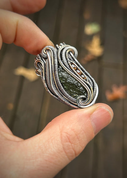 Wide Bail Moldavite Jammer // Faceted Tourmaline // Autumnal Colors // Oxidized Sterling Silver // Festival Jewelry // Organic Wire Flow