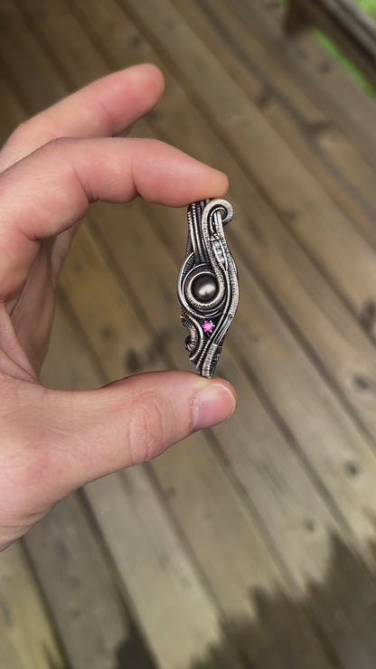 Pearl Pendant // Slender Bender // Rhodolite Magenta Garnet // Oxidized/Polished Silver // Tahitian Black Pearl // Festival Jewelry // Wire