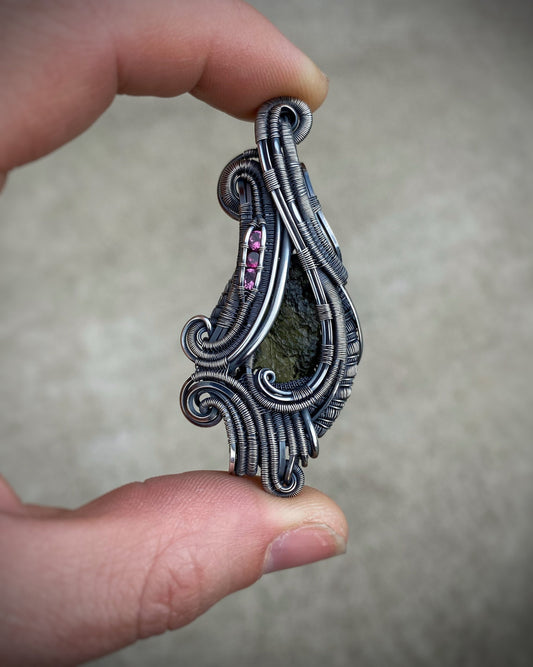 Whimsical Moldavite Pendant // Wire Wrap // Rhodolite Garnets // Festival Jewelry // Oxidized Silver // Handmade Wire Art // Wire Flow