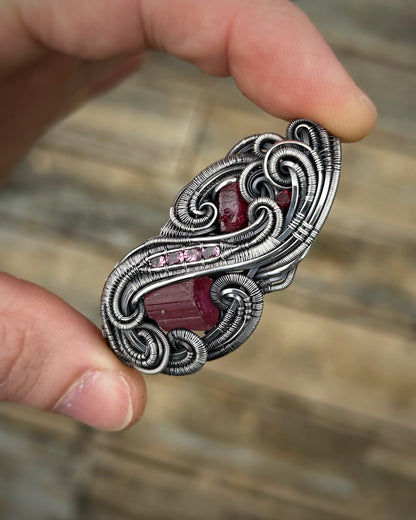 Pinky Red Jammer // Ruby // Pink Tourmaline // Oxidized Silver // Festival Jewelry // Spinel // Wire Wrapped Pendant // Flow // Sexy // Love